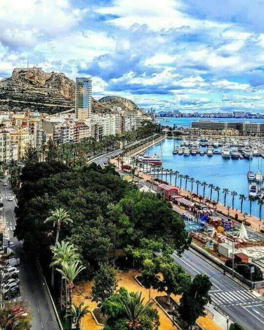Atico Centrico Junto A La Playa Daire Alicante Dış mekan fotoğraf
